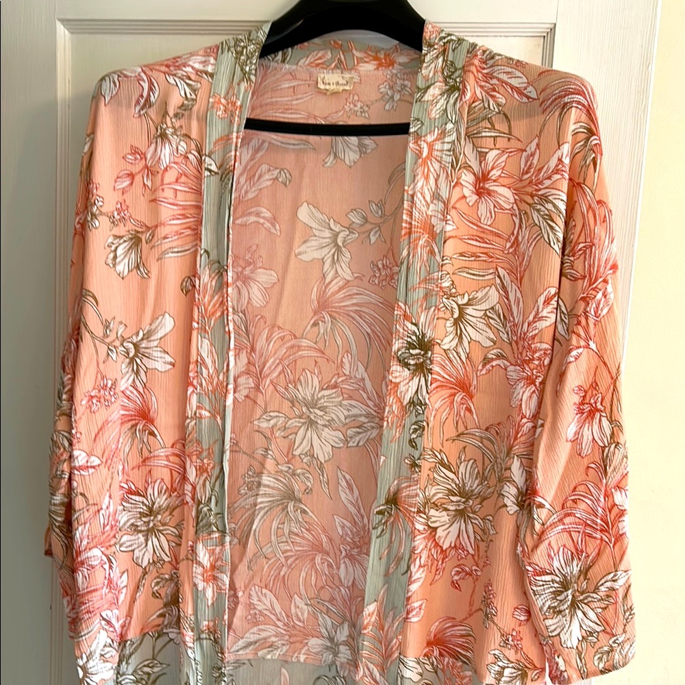 Hem & Thread Floral Pink Kimono /Cover-Up New condition - Picture 3 of 5